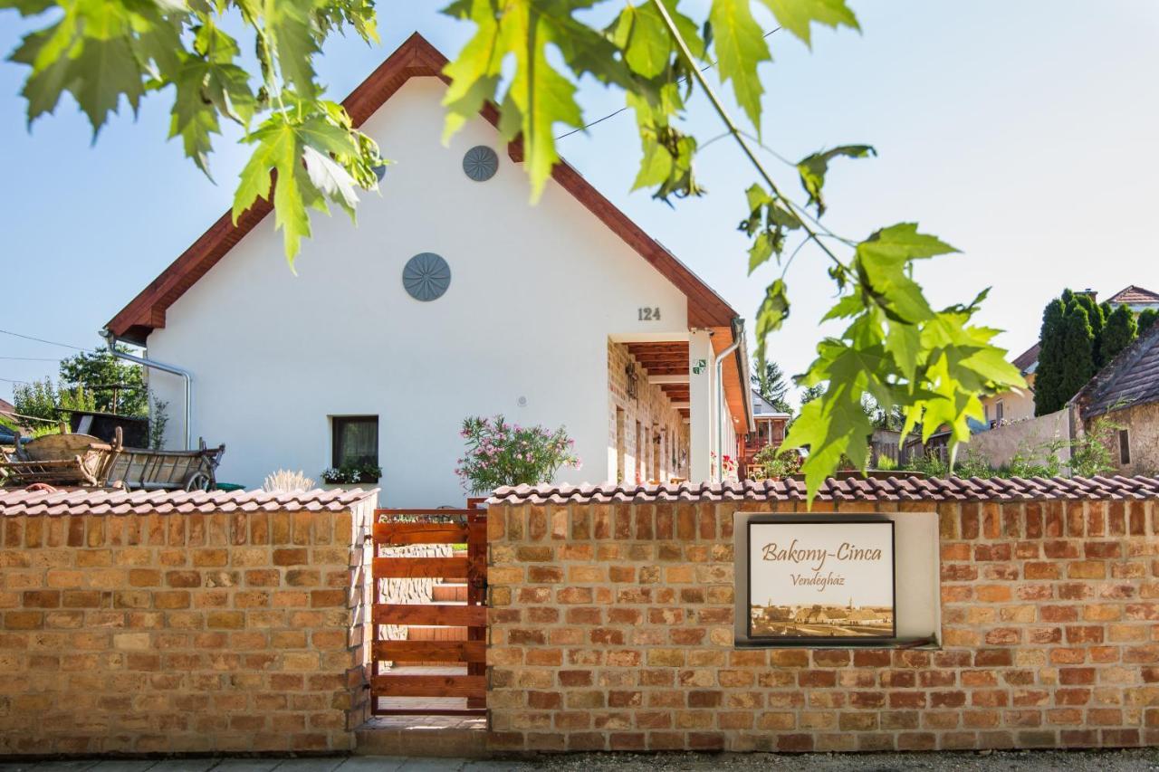 Bakony-Cinca Vendégház Szentgál Exterior foto